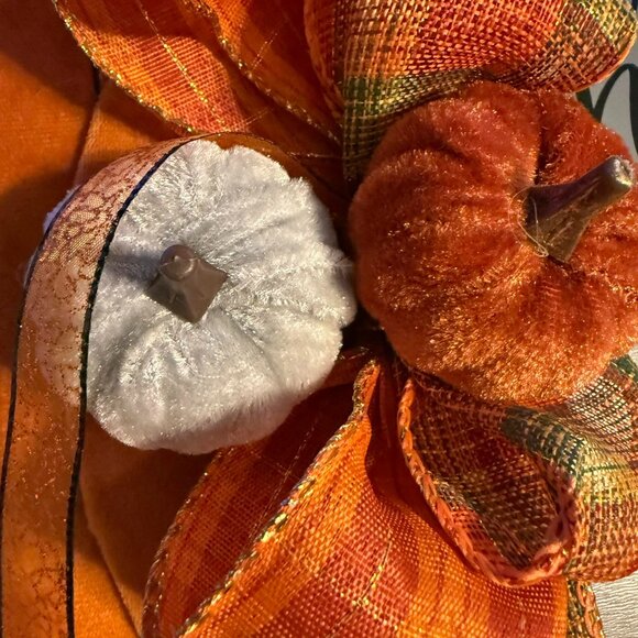 12" Fall Door Decor - Wreath with Pumpkins - Picture 4 of 6